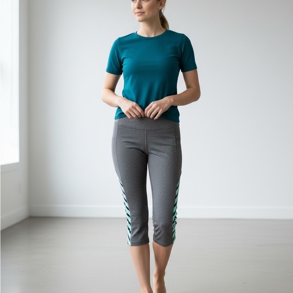 ALO Yoga Pants - ALO Yoga Charcoal Leggings with Teal Striped Side Panels
